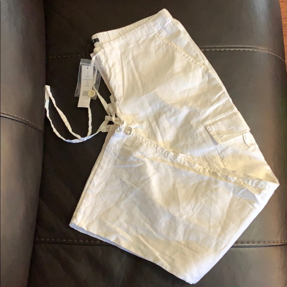 London white/creamy pants